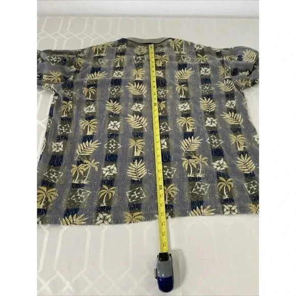 Woolrich Shirt Mens Large Button Up Short Sleeve Hawaiian Floral Tropical Gray - Picture 7 of 8